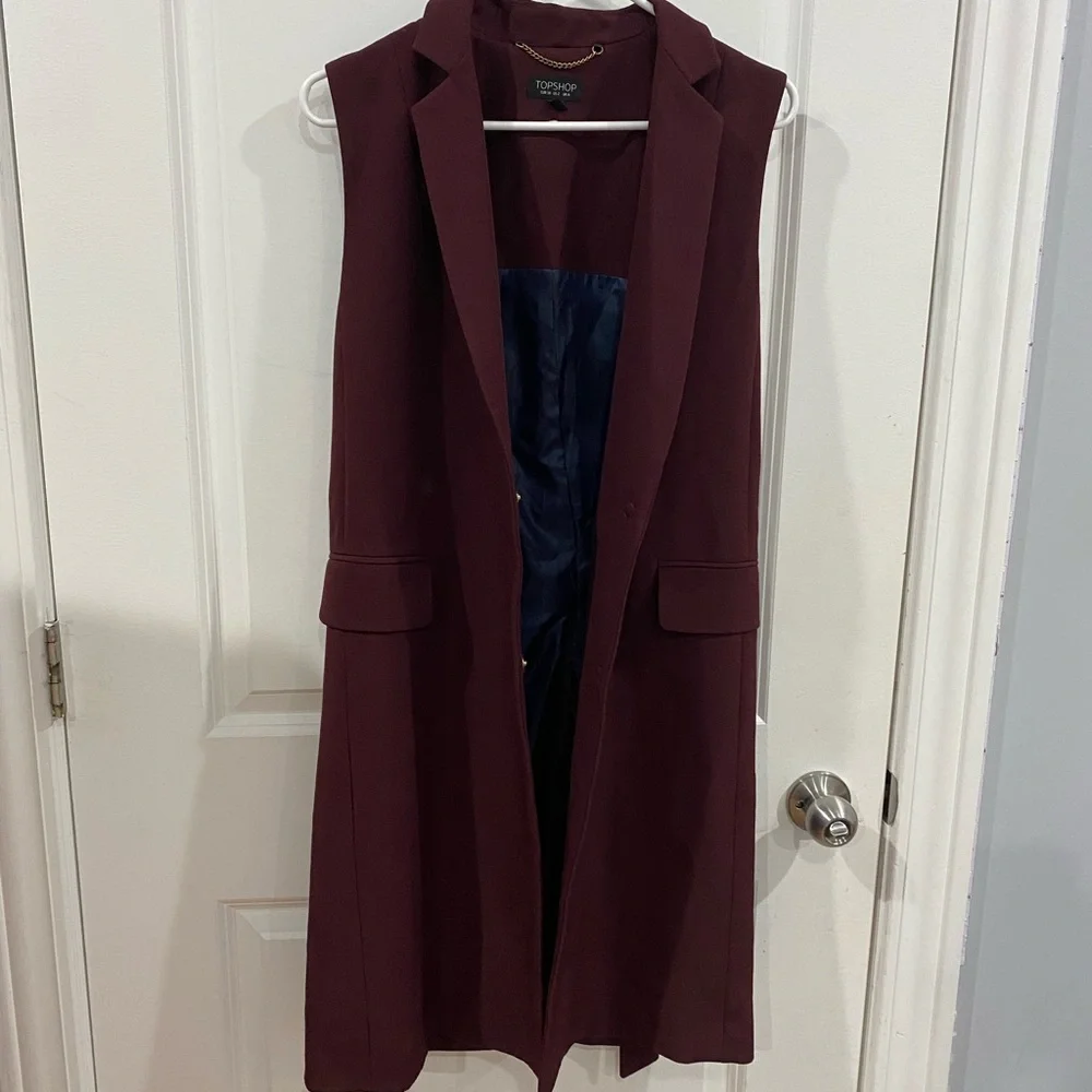 Burgundy belted vest - Picture 7 of 8